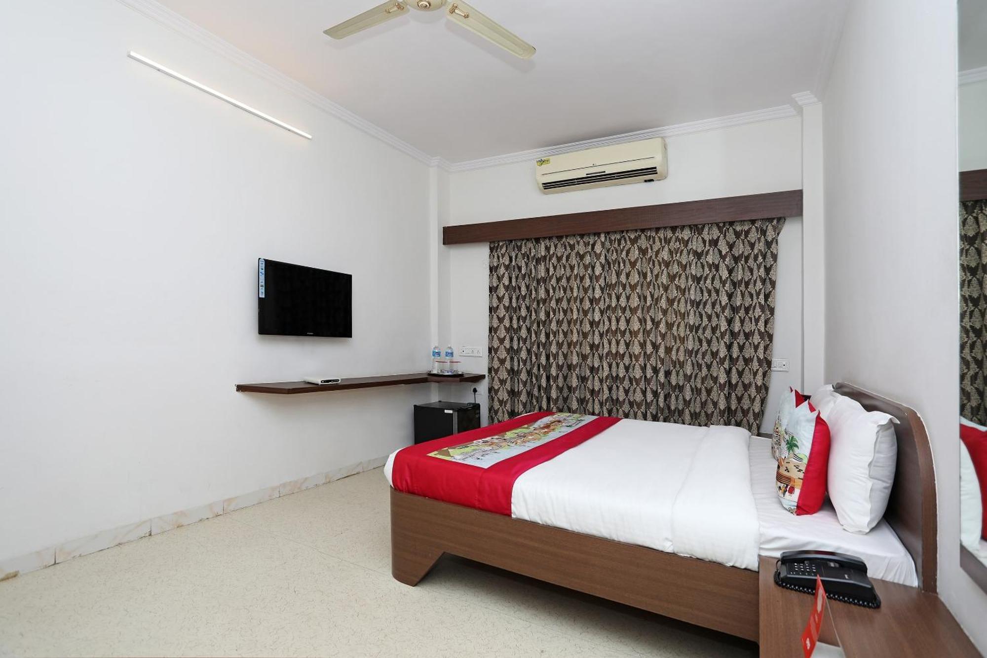 נאסיק Hotel O 10671 Hotel Sai Prem מראה חיצוני תמונה